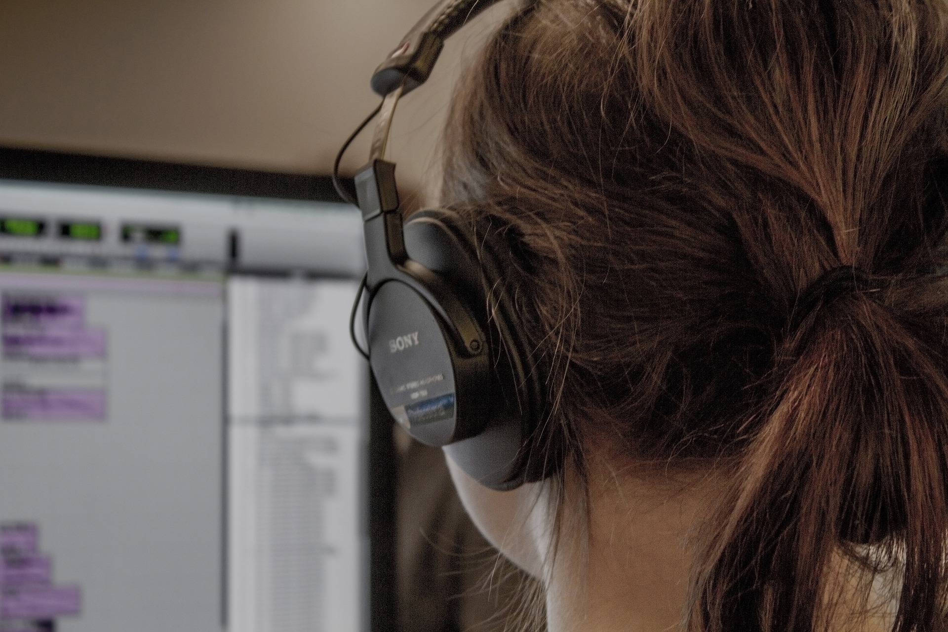 What's Right for Your Business: Call Centre or BPO Business Process Outsourcing?
