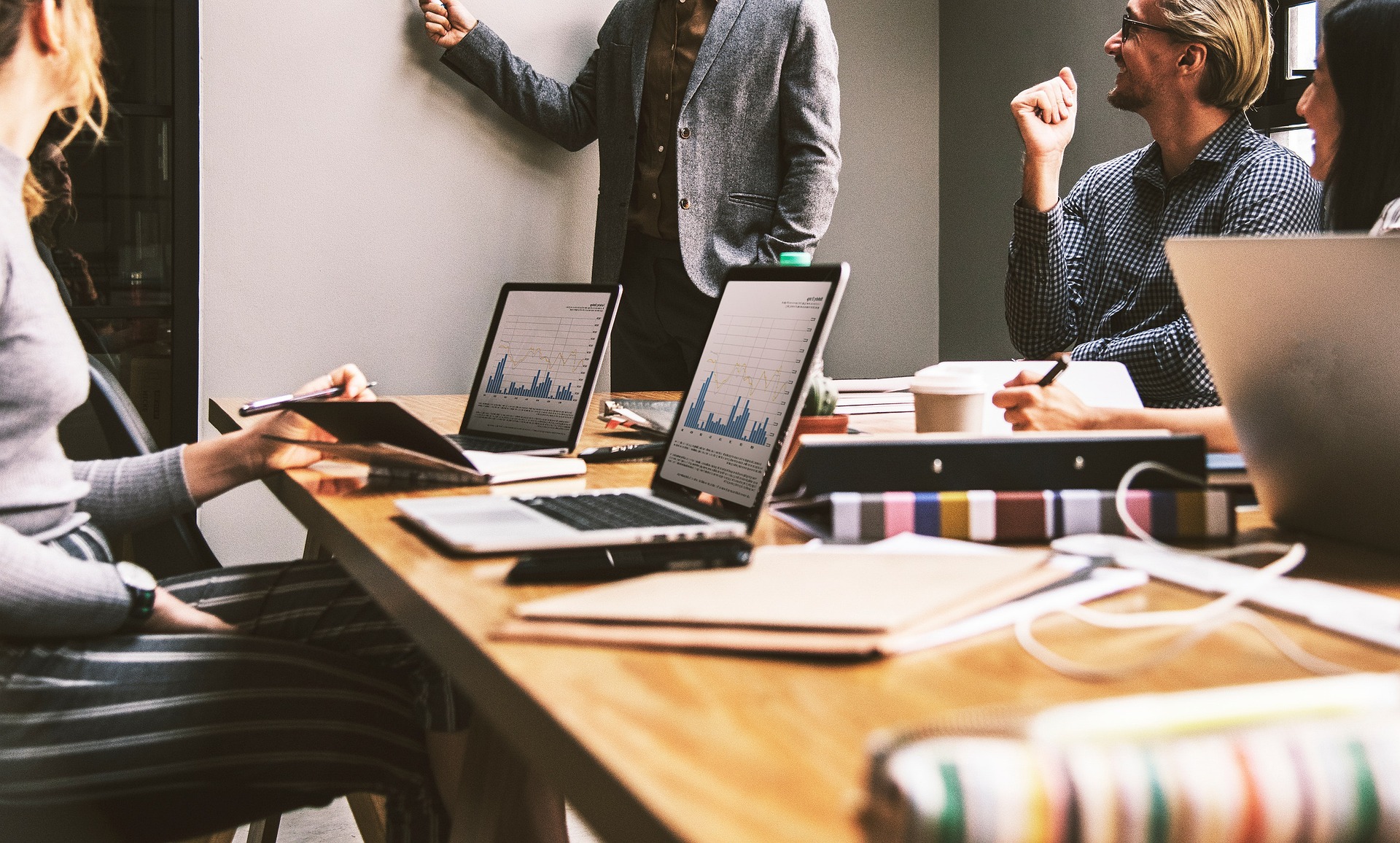 The Benefits of a One-Team Model in Outsourced Call Centres
